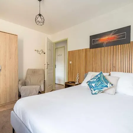 Maison Spacieuse 240m² - 7chambres - 16pers' *