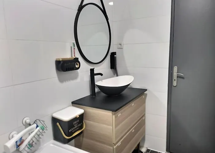 Vakantiehuis Maison Spacieuse 240m² - 7chambres - 16pers'